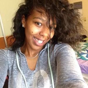 Meet your Posher, Ebonie